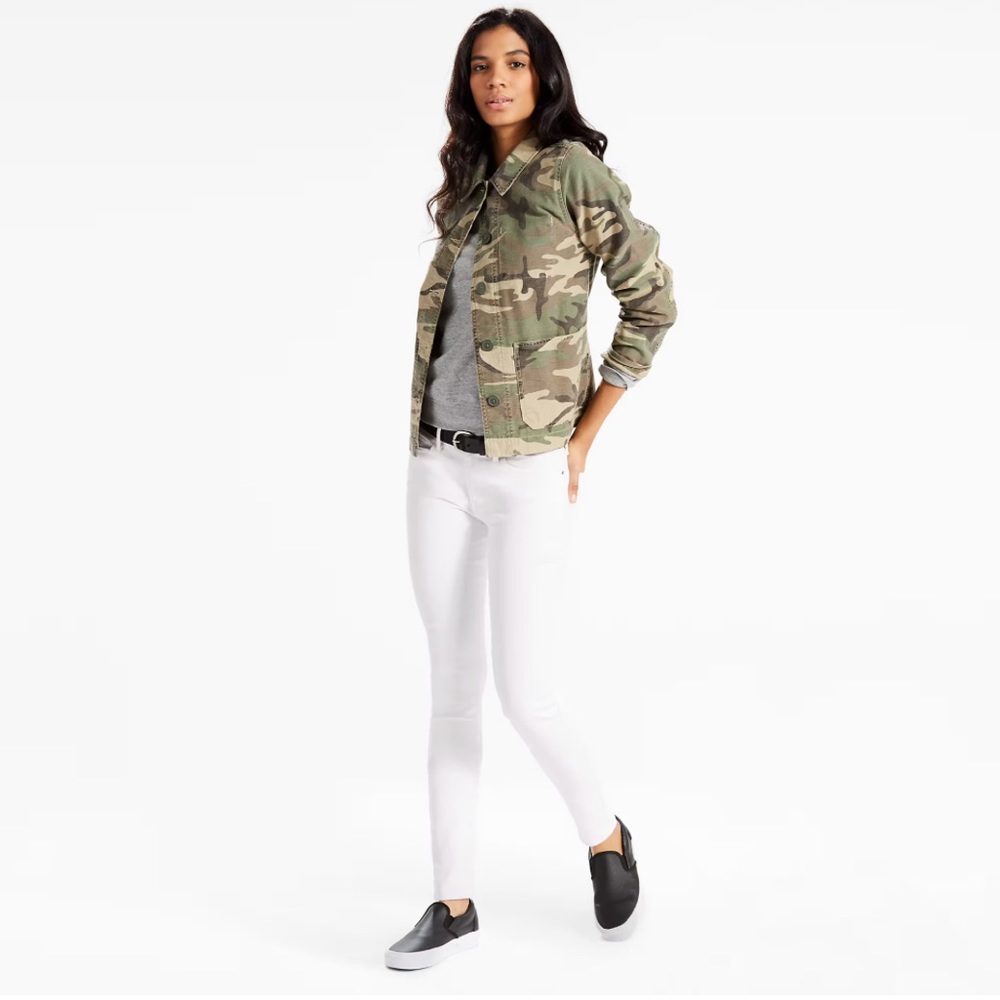Levi’s 711 skinny white jeans! NWT